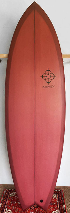 MAXX TWIN FIN - KAMUY SURFBOARDS KAMUYNALU JAPAN 内妻海岸 MAXX TWIN FIN - KAMUY SURFBOARDS KAMUYNALU JAPAN 内妻海岸