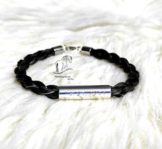 Pferdehaarschmuck-Armband-Modell S05 -rund geflochten-Hülse-Karabinerverschluss- Gravur-925er Silber