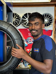 Daniel Domingues - Pneumontage und Radhotel