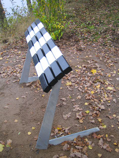 GOLD Hurdle Bench