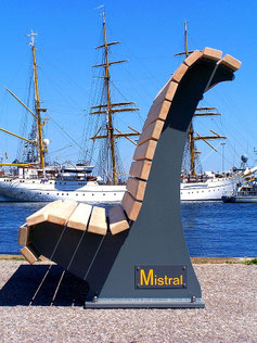 Mistral Windbreak Seat