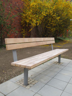 Bravo Park Seat