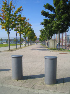 Quai Promenade Bollard
