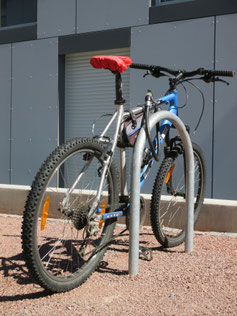 Falcon Cycle Stand