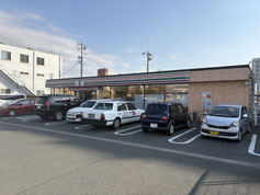 セブンイレブン豊橋立花店