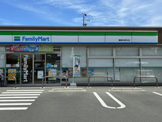 ファミリーマート牟呂町北店 徒歩9分(650m)