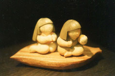 木彫りの人形