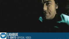 Screenshot tratto dal videoclip ufficiale del brano.
