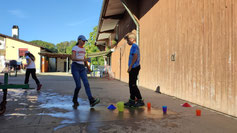Teilnehmende bei Bauernolympiade - Spiel und Spass und spannende Aufgaben im Klassenlager auf dem Bauernhof