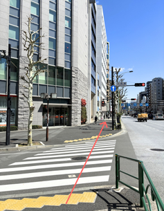 ② 大和橋交差点を直進です