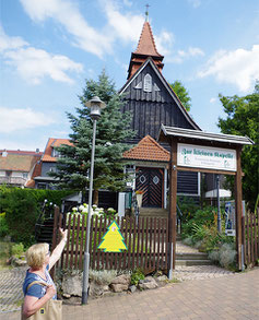 Auch das Restaurant „Kleine Kapelle“ hat Jutta Tieben besucht. „Das war schon ein komisches Gefühl in meiner alten Kirche“, sagt sie. Foto: Deppe