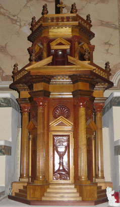 Lugo di Nazza - le tabernacle refait avec 5 essences différentes et 400 h de travail