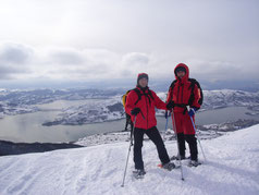 Io e Angelo Ranieri girovagando con le Ciaspole a Monte Coppo