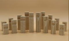 STRUKTIES® Midi-Set 16 Figuren gestaffelt nebeneinander in zwei Reihen