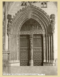 Toledo.- Puerta de Sta Catalina. Entrada desde el Claustro a la Catedral, Fotografía de J . Laurent