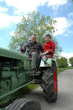 urlaub auf dem bauernhof nrw / mit dem traktor die eifel kennen lernen