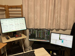 4K トレーデイングパソコン
