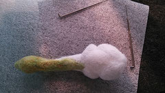 羊毛フェルト　小さいドラゴンの作り方