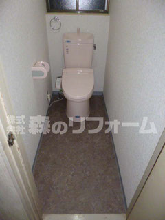 松戸市トイレリフォーム　和便器から洋式へリフォーム　クロス　クッションフロア貼替リフォーム