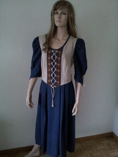 Dirndl / Landhauskleid, Gr.42/44, Fr.39.--.-