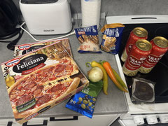 Leider gabs die Pizza nur aus der Mikrowelle :(