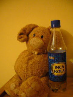 Professeur Potimarron dégustant un Inka Cola