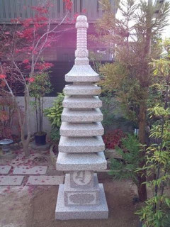 日本の心の灯篭 tourou - 岡山産万成石(まんなりいし)採掘元(有 日本の心の灯篭 tourou - 岡山産万成石(まんなりいし)採掘元(有