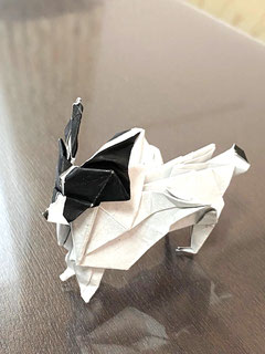 生徒さんが折り紙で作った犬　｜大田区東雪谷羽金ピアノ教室