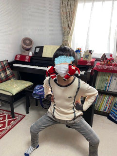 元気な男子小学生|大田区東雪谷羽金ピアノ教室