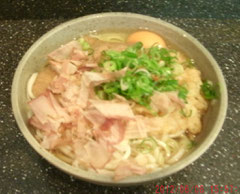 そしてたまに行く立ち食いそば屋のうどんねw