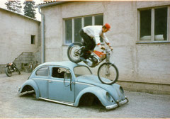 Max Hengl auf Bultaco Sherpa 325 in Action. Foto: Archiv Hengl