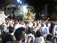 浦和区東仲町　お祭り　神輿　夜　大善院