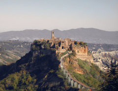 OmoGirando la Civita di Bagnoregio