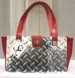 VM120 - Red Industrial