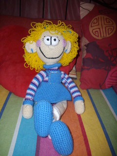 Muñeca de crochet