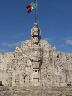 Monumento a la Patria, auf dem die Geschichte Mexicos verewigt ist