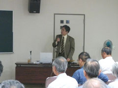 2011年6月12日:「人類考古学」講演風景