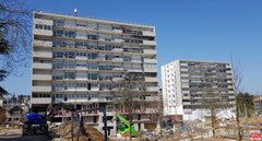 Antenne relais installée sur le toit de l’immeuble du 38 Place Louvois à Vélizy-Villacoublay.