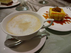 サブリエさんの「ＴＥＡ　ROOM」で、きのう習ってきました。