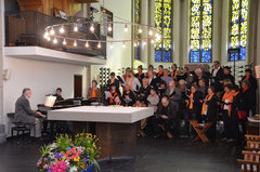 Der Karmel-Chor bei einem Gottesdienst in der Karmelkirche
