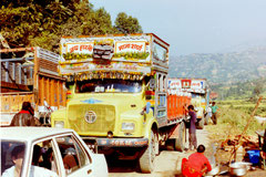 Im Stau auf dem Weg nach Pokhara