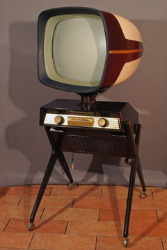 Téléviseur Teleavia Panoramique 1957