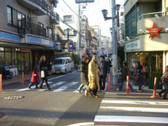 神山町東交差点