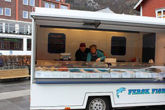 Ute und Andreas Friemann auf dem Torget i Odda