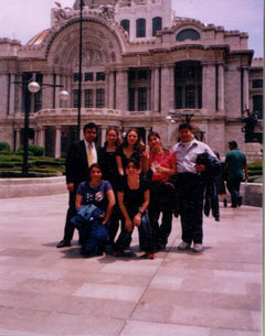 En Museo de Bellas Artes con nuestros amigos los Veterinarios