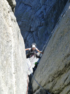 Piz Badile, Nordwand, Via Cassin, Verschneidung, Verschneidungsseillänge, Kamin, Ausstiegskamin