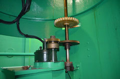 Le mécanisme de rotation du système optique du phare du Touquet