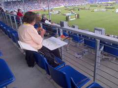 Hans Wittl auf der Reitertribüne im Hauptstadion.