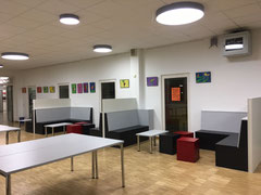 Neue Sitzlounge in der Cafeteria