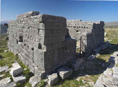 Ruins of a house in Orraon